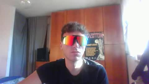 sinvi1915 online show from October 13, 3:51 pm