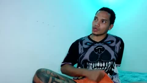 Snapshot of sir_black1 chatting on February 25, 2:11 pm Sir black online show from February 25, 2:11 pm