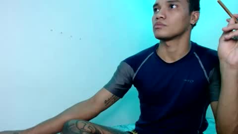 Snapshot of sir_black1 chatting on February 15, 9:39 pm Sir black online show from February 15, 9:39 pm