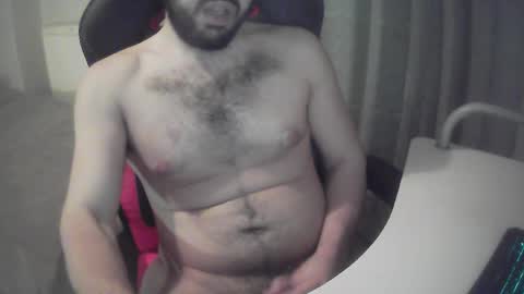 sissy_bear_ online show from March 15, 7:16 am