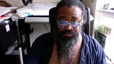 Snapshot of siyah_sakal chatting on March 1, 9:37 pm siyah_sakal online show from March 1, 9:37 pm