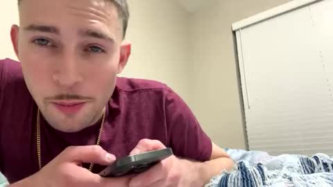 Snapshot of skinndick214 chatting on October 3, 12:48 am daddy online show from October 3, 12:48 am