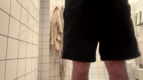 skinnyduderino online show from December 1, 10:29 am