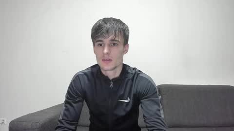 skinnyguywithbigd online show from January 15, 11:51 pm