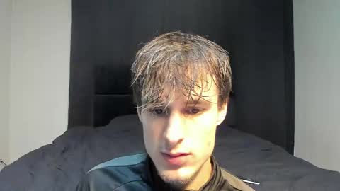 skinnyguywithbigd online show from December 10, 1:55 pm