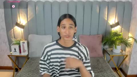 STIVEN online show from January 11, 7:05 pm