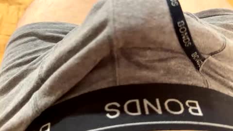 slipmytip online show from January 13, 7:57 am