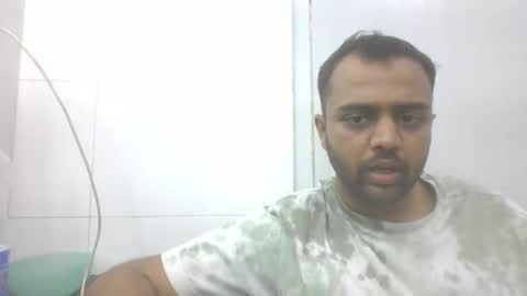 Snapshot of slothslav chatting on February 18, 9:32 am slothslav online show from February 18, 9:32 am