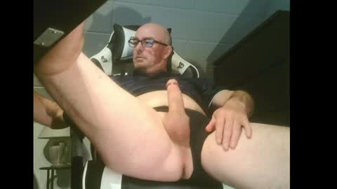  SLUTIAM   online show from April 15, 4:01 am