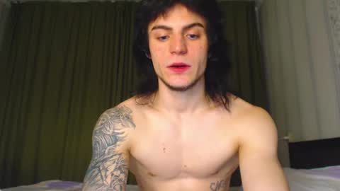 Gus online show from November 29, 3:58 pm