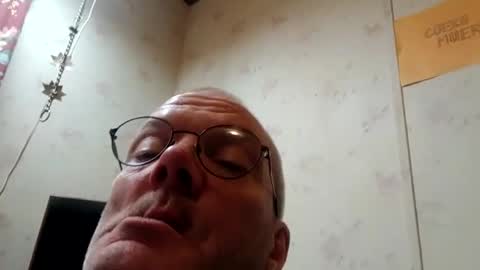 smallcock66kkk online show from December 25, 2:45 pm