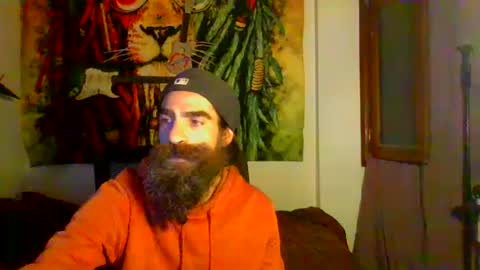 Snapshot of smile3555 chatting on December 23, 6:44 am willy online show from December 23, 6:44 am