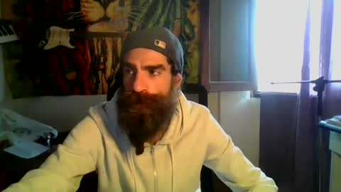 Snapshot of smile3555 chatting on December 10, 10:49 am willy online show from December 10, 10:49 am