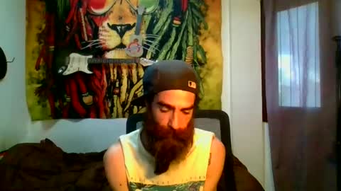 Snapshot of smile3555 chatting on December 21, 7:56 am willy online show from December 21, 7:56 am