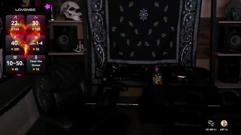 Snapshot of smokey915 chatting on December 30, 4:19 pm Smokey915 online show from December 30, 4:19 pm