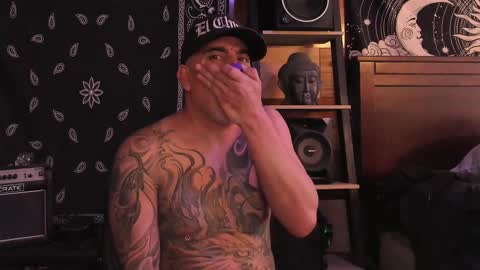 Snapshot of smokey915 chatting on February 12, 7:13 pm Smokey915 online show from February 12, 7:13 pm