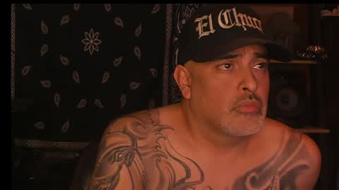 Snapshot of smokey915 chatting on February 1, 12:37 pm Smokey915 online show from February 1, 12:37 pm