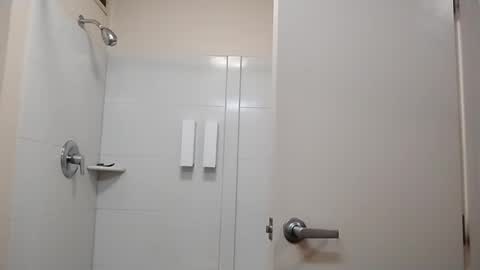 Snapshot of smokey915 chatting on September 28, 8:51 pm Smokey915 online show from September 28, 8:51 pm