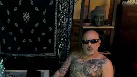 Snapshot of smokey915 chatting on March 5, 12:16 am Smokey915 online show from March 5, 12:16 am