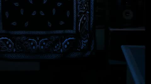 Snapshot of smokey915 chatting on February 21, 7:01 am Smokey915 online show from February 21, 7:01 am