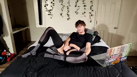 SmoothSyn online show from February 24, 4:24 am