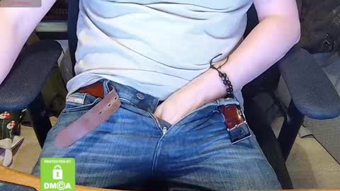 Sneakybill online show from February 22, 9:56 am