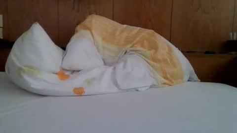 snowwhite9585 online show from January 17, 12:52 pm