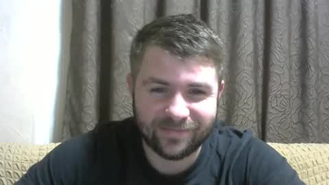 Snapshot of snowyqred chatting on December 31, 2:25 pm Arthur online show from December 31, 2:25 pm