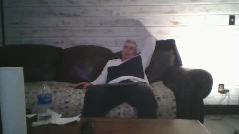 Snapshot of solodolo2020 chatting on December 24, 8:00 am I love watching beautiful women play with themselves online show from December 24, 8:00 am