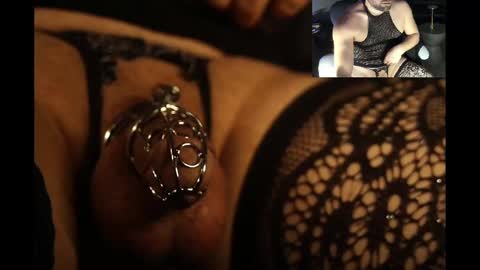 Snapshot of soundingslutslave chatting on February 15, 7:27 am soundingslutslave online show from February 15, 7:27 am