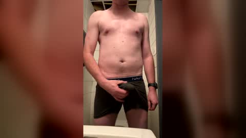 Southernblueyes online show from March 27, 6:42 pm