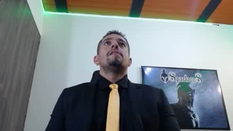     online show from November 28, 5:43 am