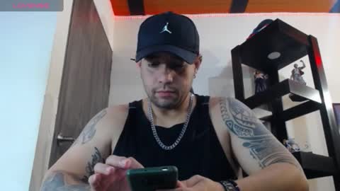 Snapshot of spartacus_cam chatting on January 7, 5:13 am     online show from January 7, 5:13 am