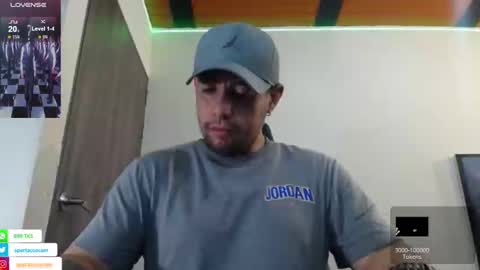 Snapshot of spartacus_cam chatting on January 30, 5:41 am     online show from January 30, 5:41 am