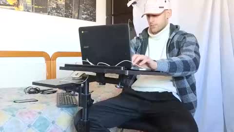 Marco. When Im offline you can view premium content in bio online show from February 10, 8:09 am