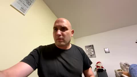 sta13 online show from October 25, 10:00 pm