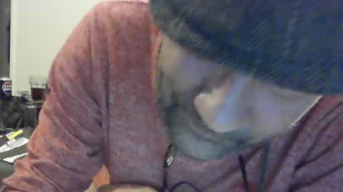 Mikee online show from December 17, 2:33 am