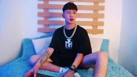 Steev online show from January 1, 11:18 pm