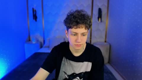 Esrefan online show from February 16, 7:34 pm