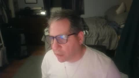 stephenhal9 online show from April 27, 3:47 am