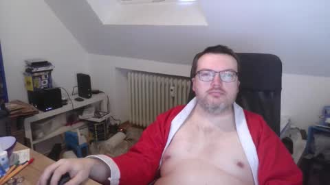 Oliver online show from December 19, 8:00 am