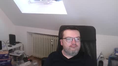 Oliver online show from March 17, 7:44 am