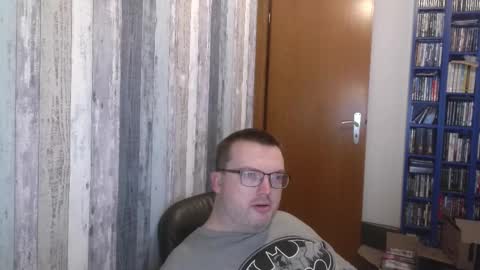 Oliver online show from September 18, 3:14 pm