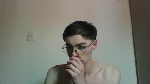 stiv_grant online show from September 18, 1:02 pm