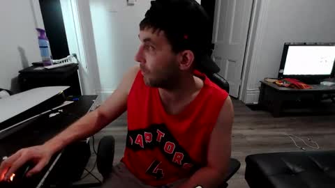 stonedpanda77 online show from December 5, 3:24 am