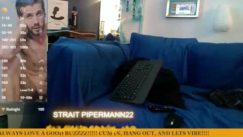 straitpipermann22 online show from December 13, 7:53 pm