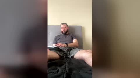 stud4u21 online show from February 8, 9:08 pm