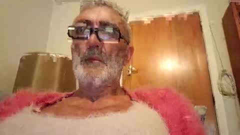 stugo1964 online show from January 2, 8:39 am