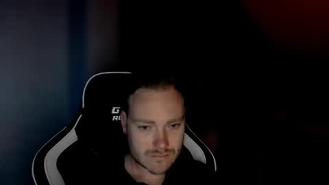 Snapshot of sub_austr chatting on January 20, 8:40 pm sub_austr online show from January 20, 8:40 pm