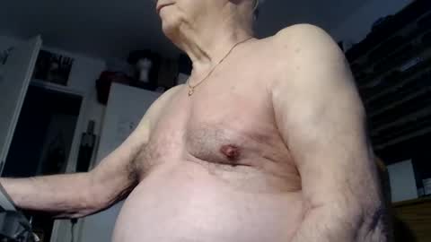 Marcel online show from December 9, 8:33 am